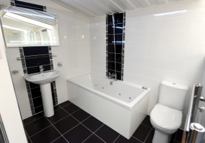 Solar Renewable Installations Showroom Bathrooms (6) 